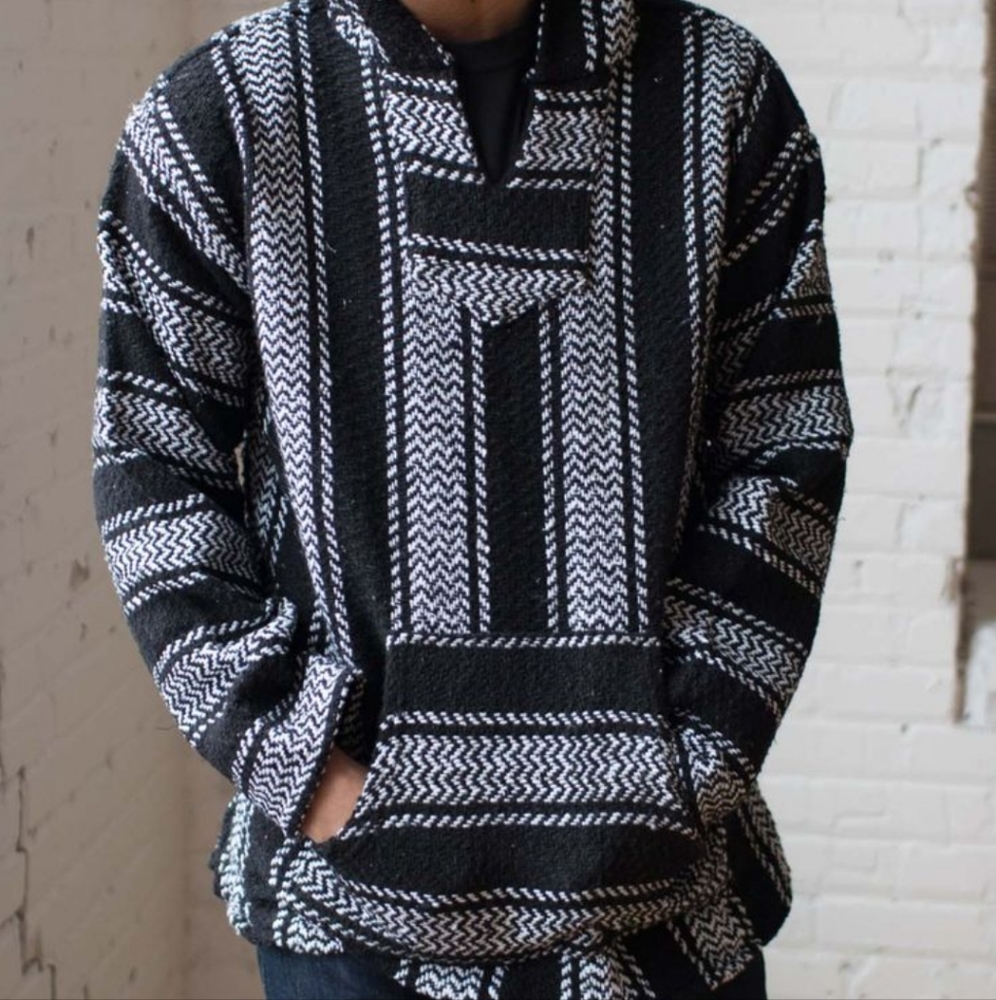 EARTH RAGZ PULLOVER SZ Sm